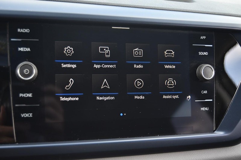 Volkswagen Taos Vehicle Image 13