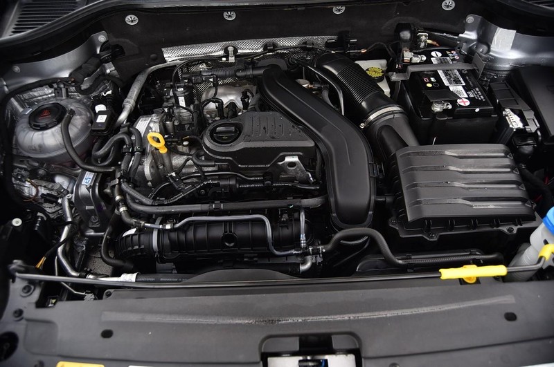 Volkswagen Taos Vehicle Image 25