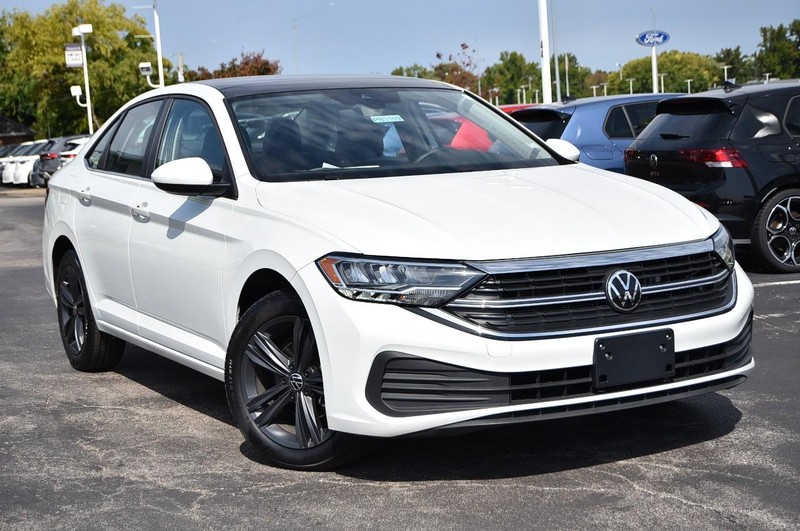 Volkswagen Jetta Vehicle Image 02