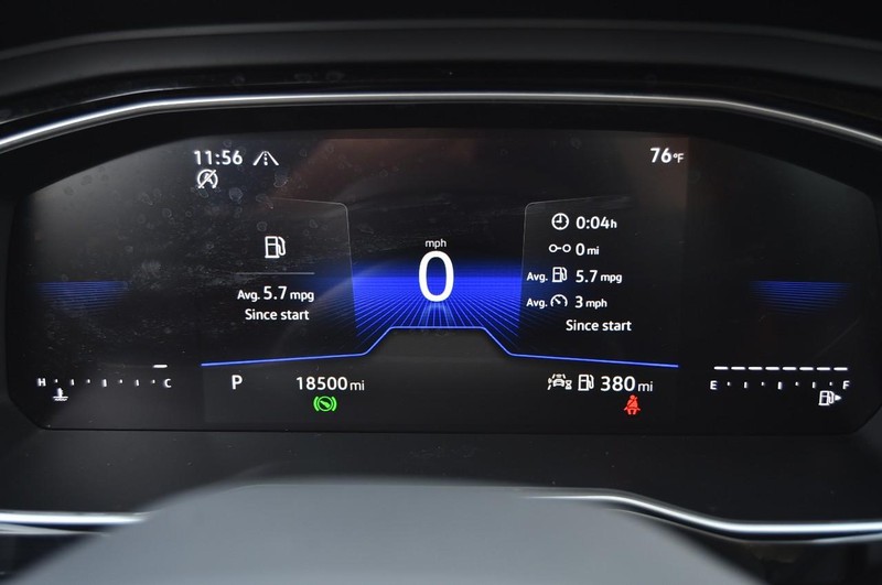 Volkswagen Jetta Vehicle Image 12