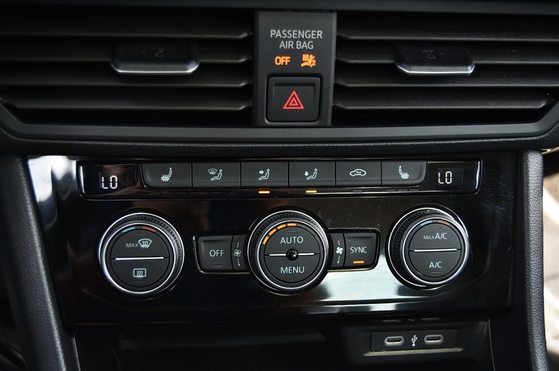 Volkswagen Jetta Vehicle Image 15