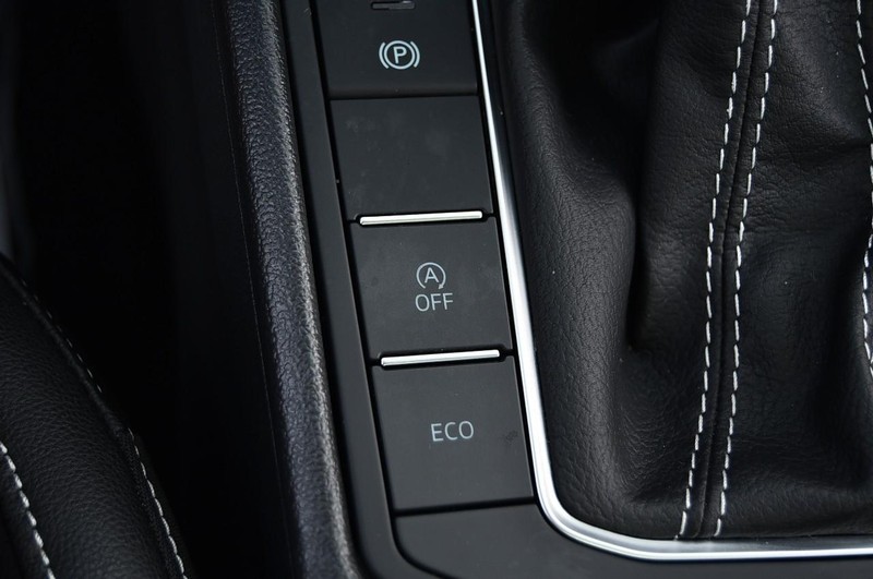 Volkswagen Jetta Vehicle Image 18