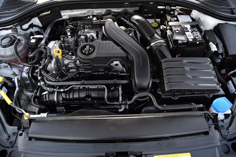 Volkswagen Jetta Vehicle Image 25