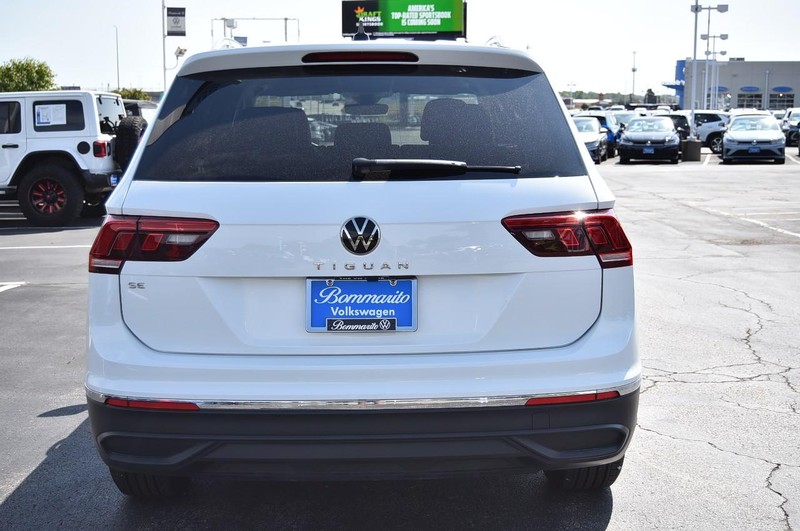 Volkswagen Tiguan Vehicle Image 06