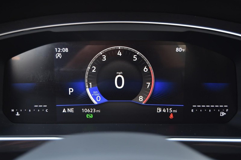 Volkswagen Tiguan Vehicle Image 12