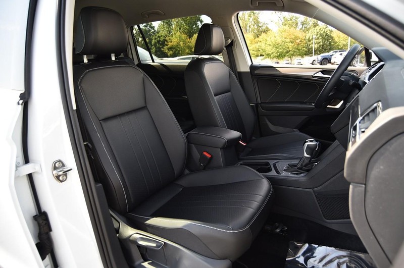Volkswagen Tiguan Vehicle Image 20