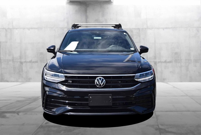 Volkswagen Tiguan Vehicle Image 04
