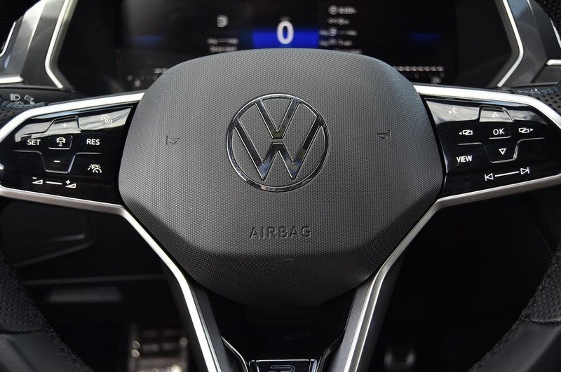 Volkswagen Tiguan Vehicle Image 18