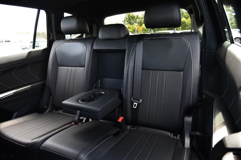 Volkswagen Tiguan Vehicle Image 22