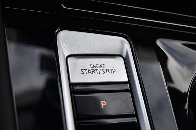 Volkswagen Atlas Cross Sport Vehicle Image 17