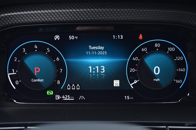 Volkswagen Atlas Cross Sport Vehicle Image 12