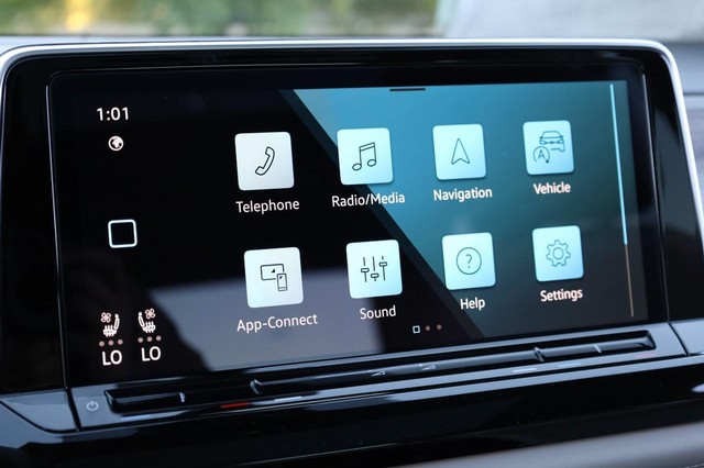 Volkswagen Atlas Vehicle Image 16