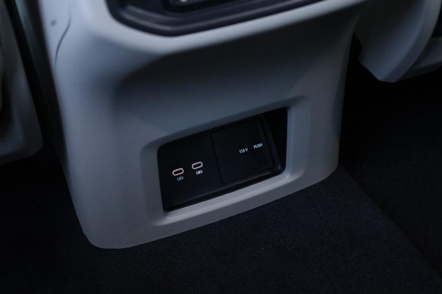 Volkswagen Atlas Vehicle Image 28