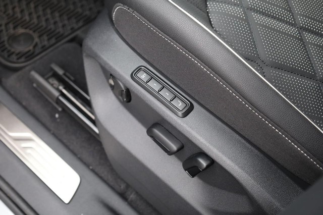 Volkswagen Atlas Vehicle Image 11