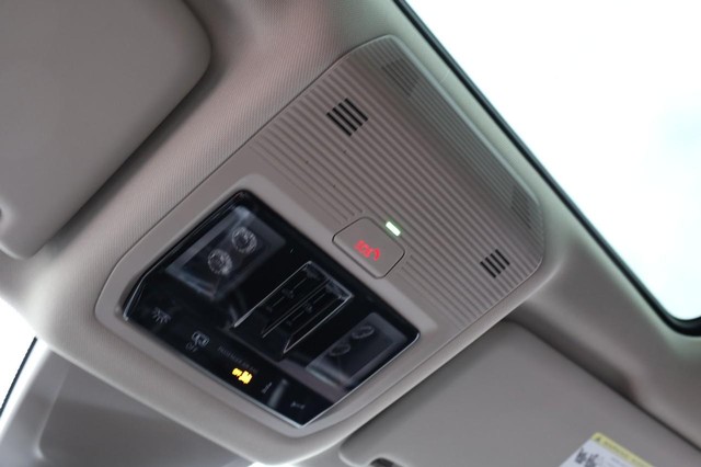 Volkswagen Atlas Vehicle Image 22