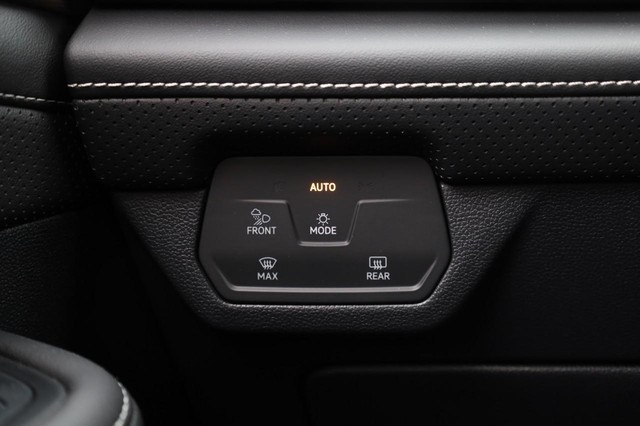 Volkswagen Atlas Vehicle Image 24