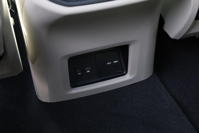 Volkswagen Atlas Vehicle Image 26