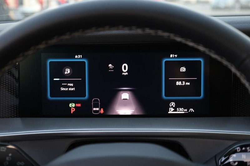 Volkswagen Tiguan Vehicle Image 12