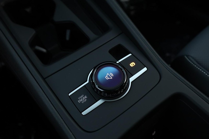 Volkswagen Tiguan Vehicle Image 17