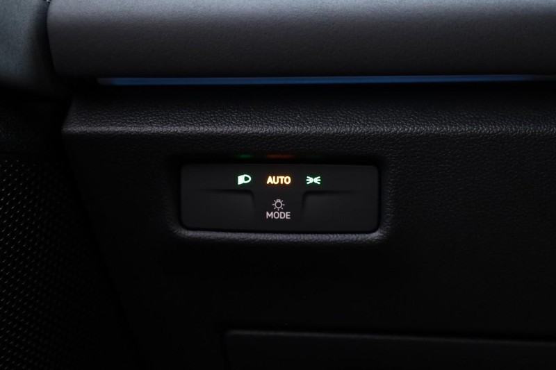 Volkswagen Tiguan Vehicle Image 20