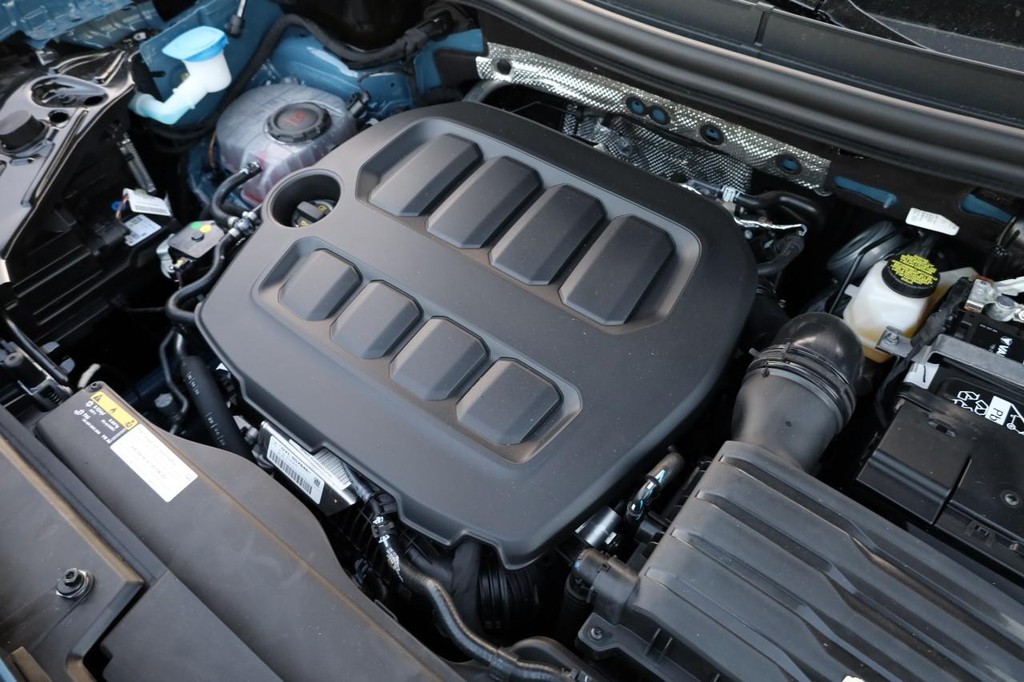 Volkswagen Tiguan Vehicle Full-screen Gallery Image 26