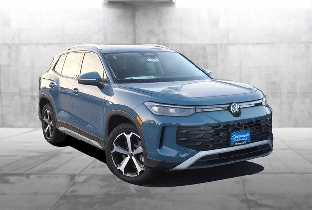 Volkswagen Tiguan Vehicle Image 02