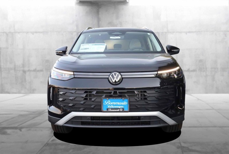 Volkswagen Tiguan Vehicle Image 04