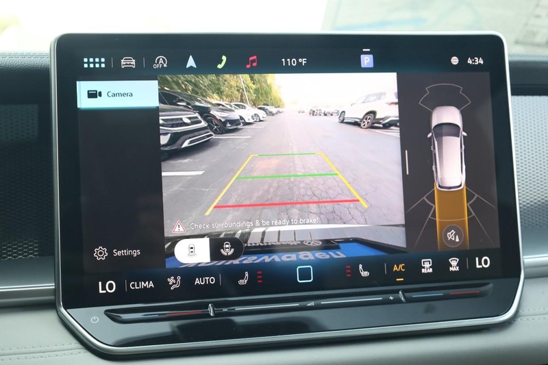 Volkswagen Tiguan Vehicle Image 14