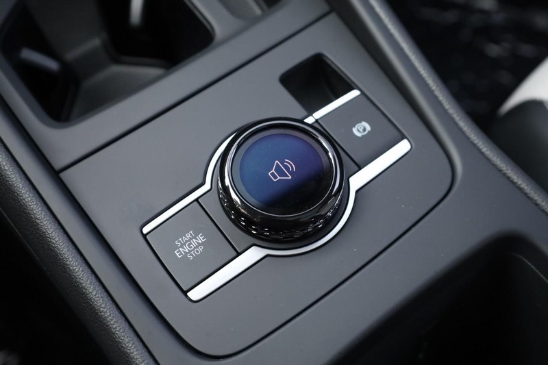 Volkswagen Tiguan Vehicle Image 17