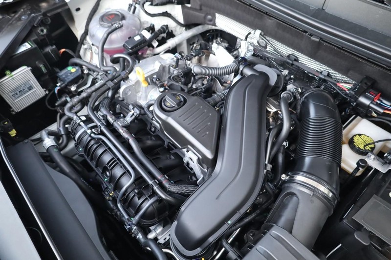 Volkswagen Taos Vehicle Image 24