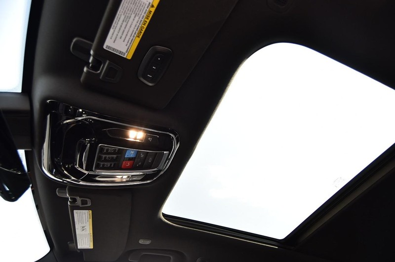 Jeep Grand Cherokee Vehicle Image 27