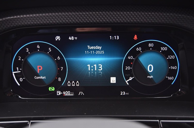 Volkswagen Atlas Cross Sport Vehicle Image 12