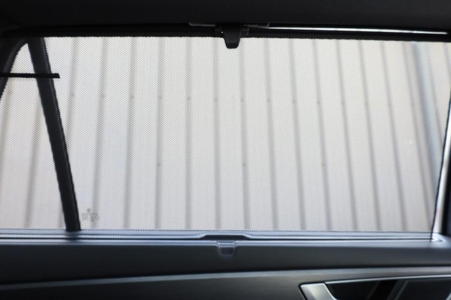 Volkswagen Atlas Cross Sport Vehicle Image 26