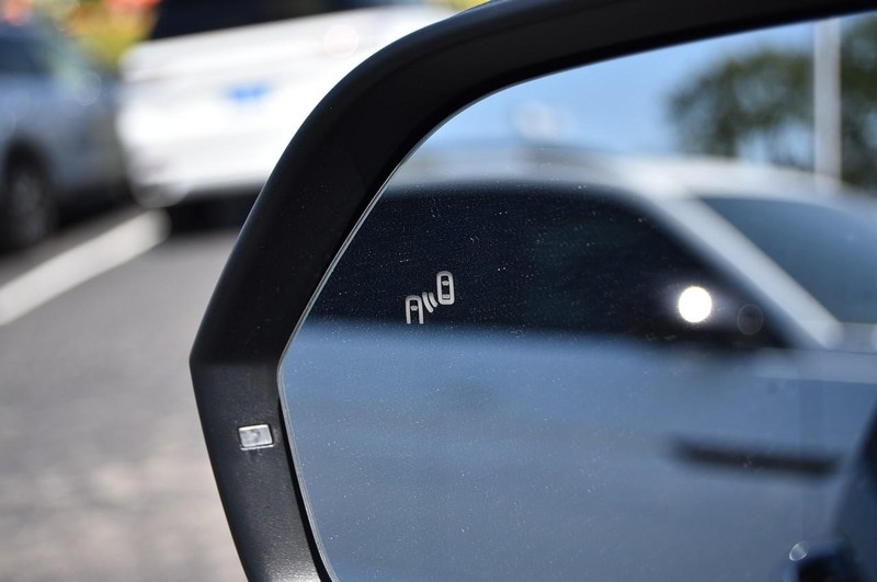 Volkswagen Atlas Vehicle Image 09