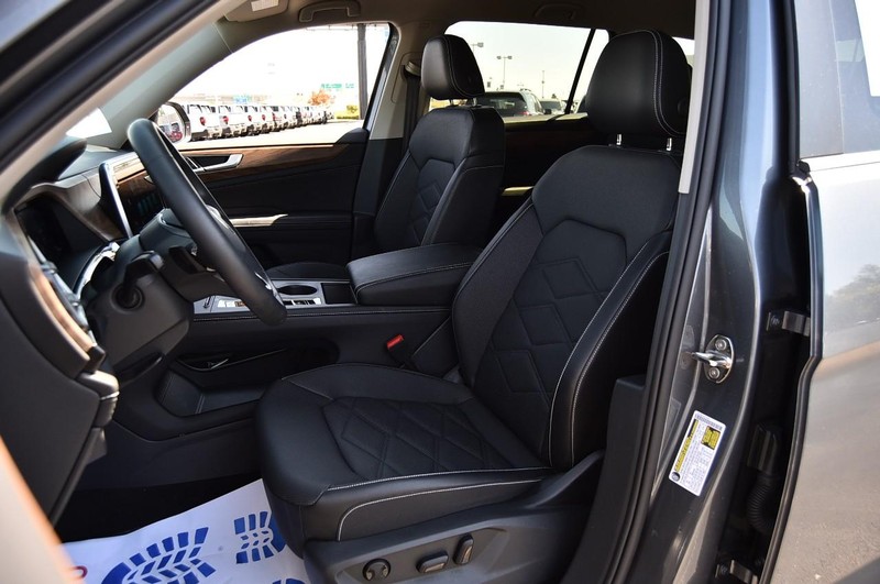 Volkswagen Atlas Vehicle Image 18