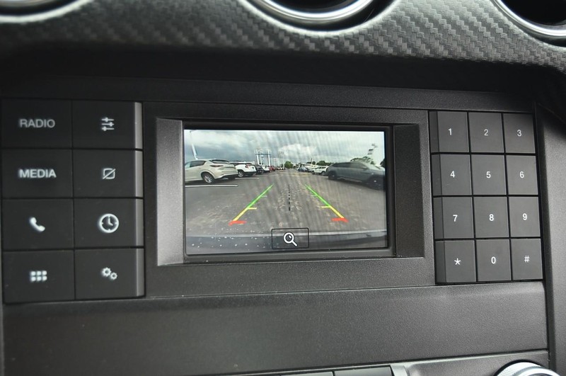 Ford Mustang Vehicle Image 13