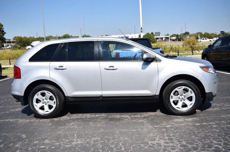 Ford Edge Vehicle Image 05