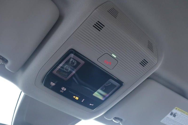 Volkswagen Atlas Vehicle Image 17