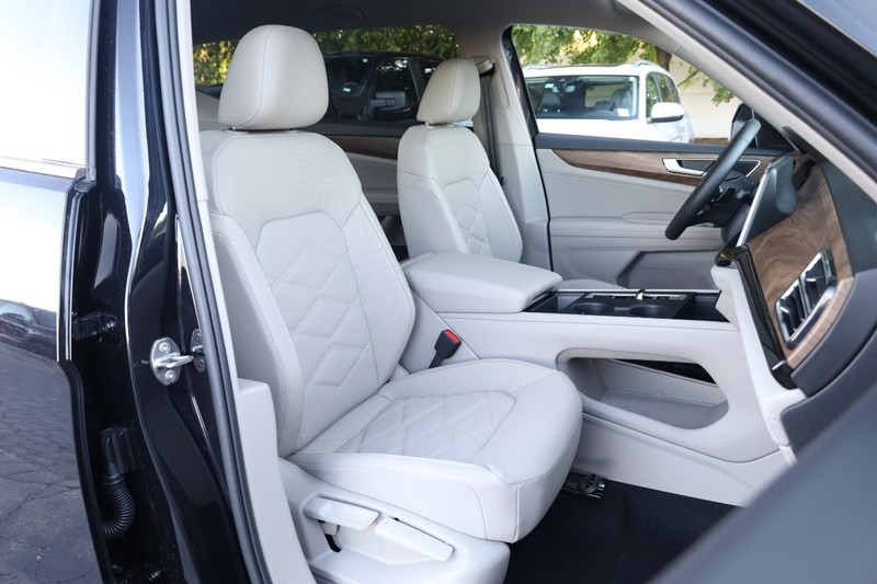 Volkswagen Atlas Vehicle Image 26