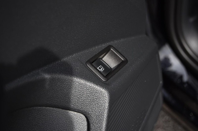 Volkswagen Taos Vehicle Image 09