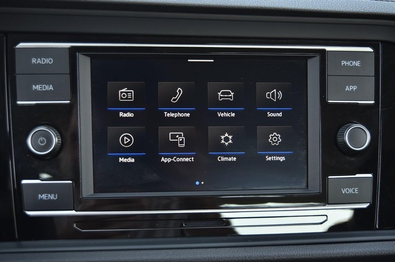 Volkswagen Jetta Vehicle Image 14