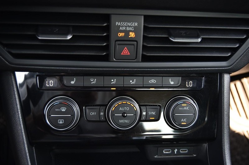 Volkswagen Jetta Vehicle Image 15