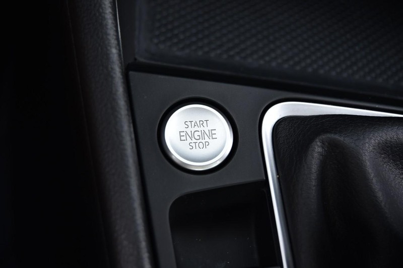 Volkswagen Jetta Vehicle Image 17