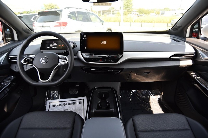 Volkswagen ID.4 Vehicle Full-screen Gallery Image 7