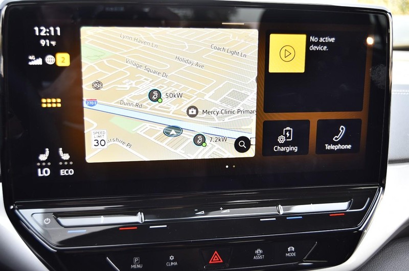 Volkswagen ID.4 Vehicle Full-screen Gallery Image 14