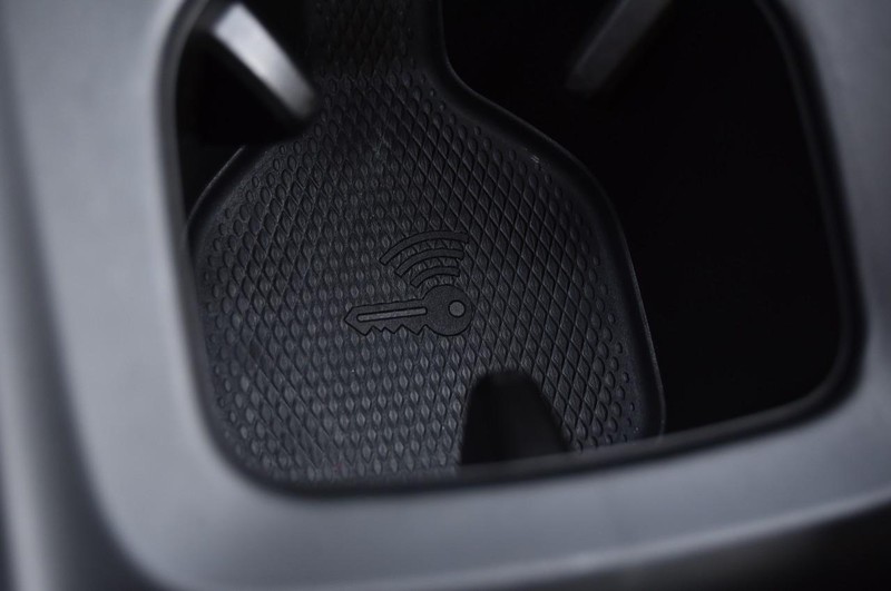 Volkswagen ID.4 Vehicle Full-screen Gallery Image 17