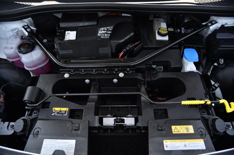 Volkswagen ID.4 Vehicle Full-screen Gallery Image 28