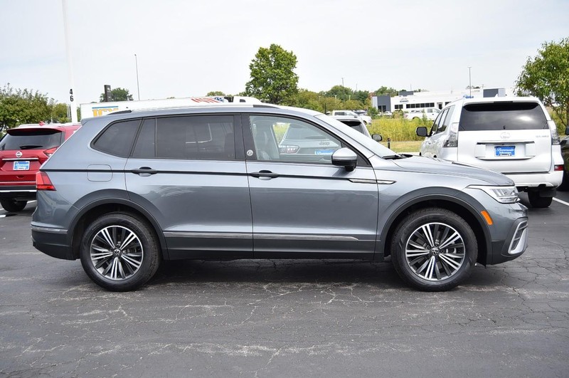 Volkswagen Tiguan Vehicle Image 05
