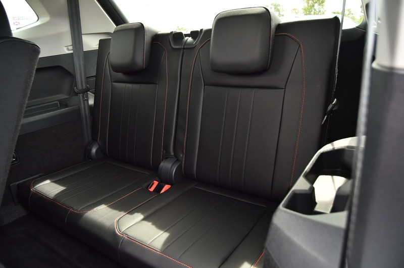 Volkswagen Tiguan Vehicle Image 24