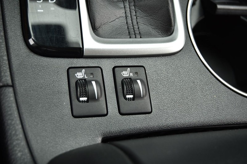 Toyota Highlander Vehicle Image 17
